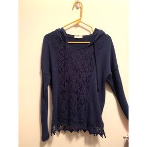 Sweatshirt from the Buckle